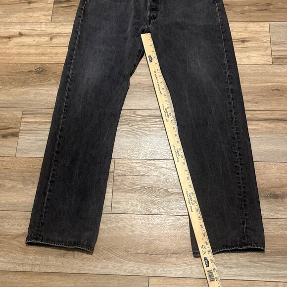 Men's Levis 501 Original Fit Denim Jeans SZ 38x34 Faded Black Button Fly Red Tab - Picture 5 of 13